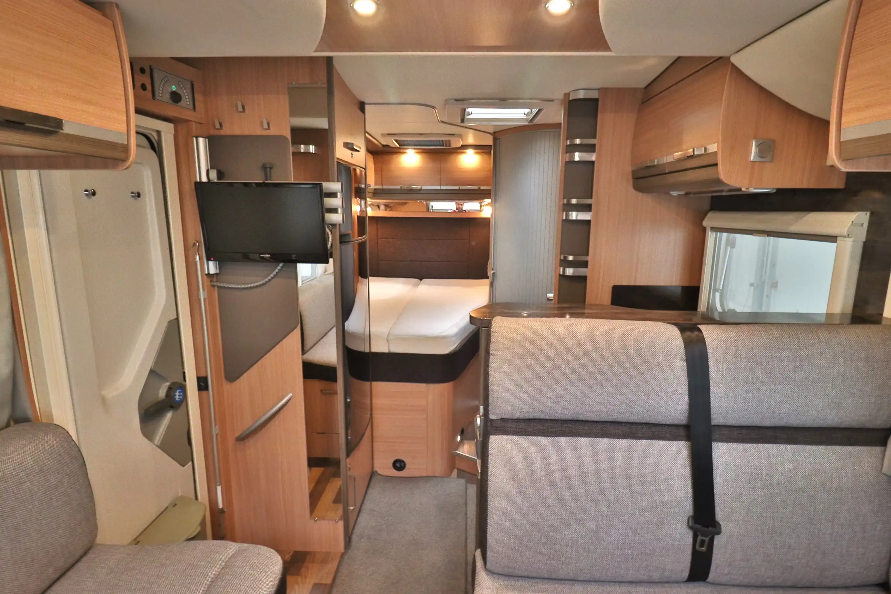 KNAUS Sky Wave 650 MF
